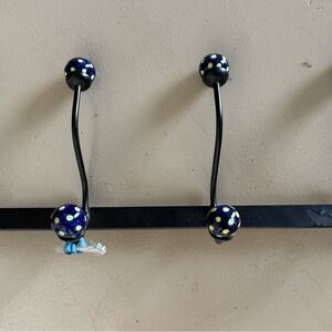 Coat/Towel hanger with 4 double double hooks